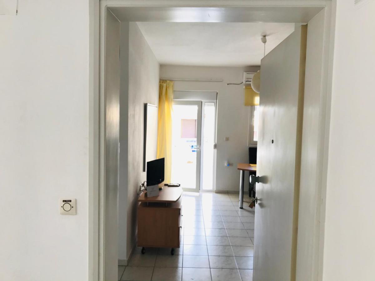Korona Beach Apartments I Rethymno  Екстер'єр фото